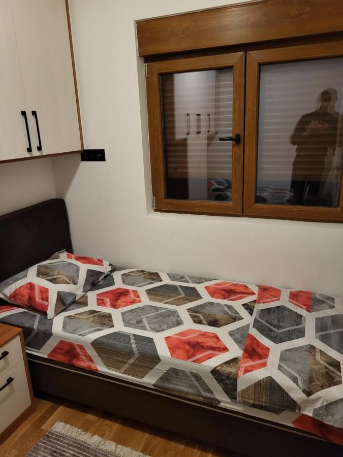 Lux Apartmani Bajova Τσέτινιε Εξωτερικό φωτογραφία